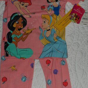 Disney Princess Pajamas Set-Size 5T--New with TAGS----
